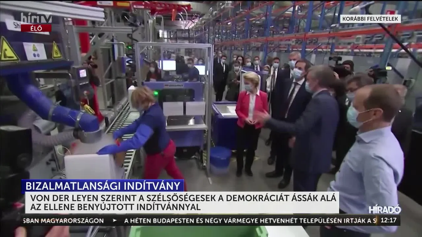 VON DER LEYEN SZERINT A SZÉLSŐSÉGESEK A DEMOKRÁCIÁT ÁSSÁK ALÁ AZ ELLENE BENYÚJTOTT INDÍTVÁNNYAL