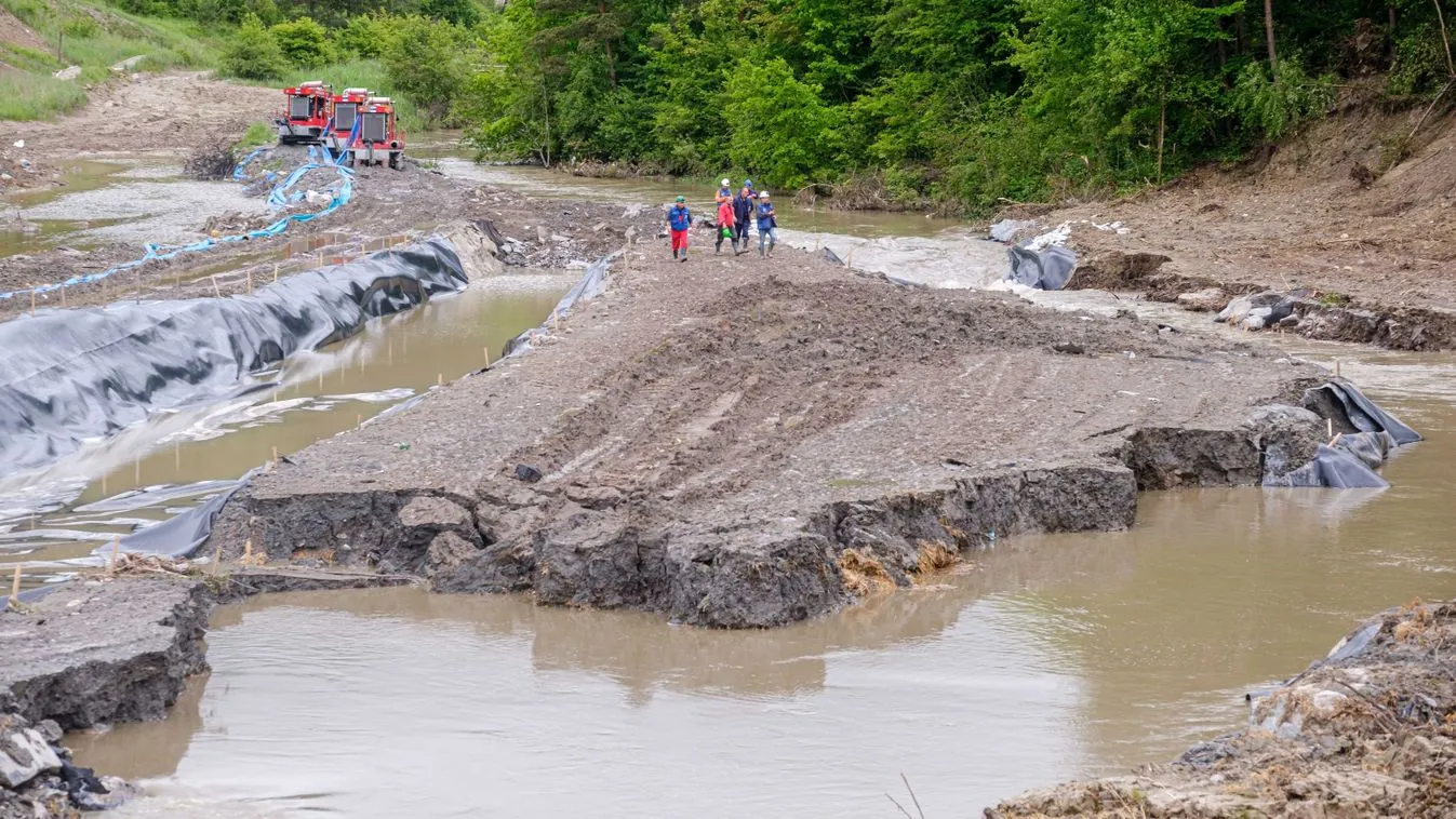 Parajdi katasztrófa: továbbra is fennáll a veszélyhelyzet