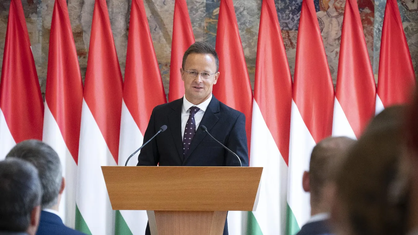 Szijjártó Péter: Megkezdődik a kis moduláris nukleáris technológia bevezetéséhez szükséges előkészítő munka  + videó