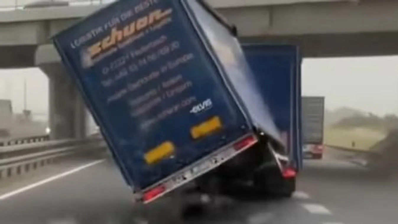 Brutális vihar tombolt: kamiont borított fel az autópályán