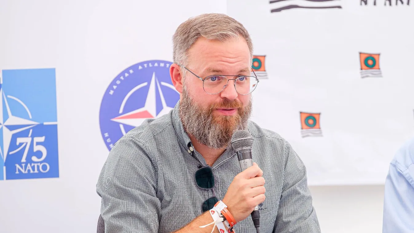 Brüsszel hallgat a titkos záradékról  + videó