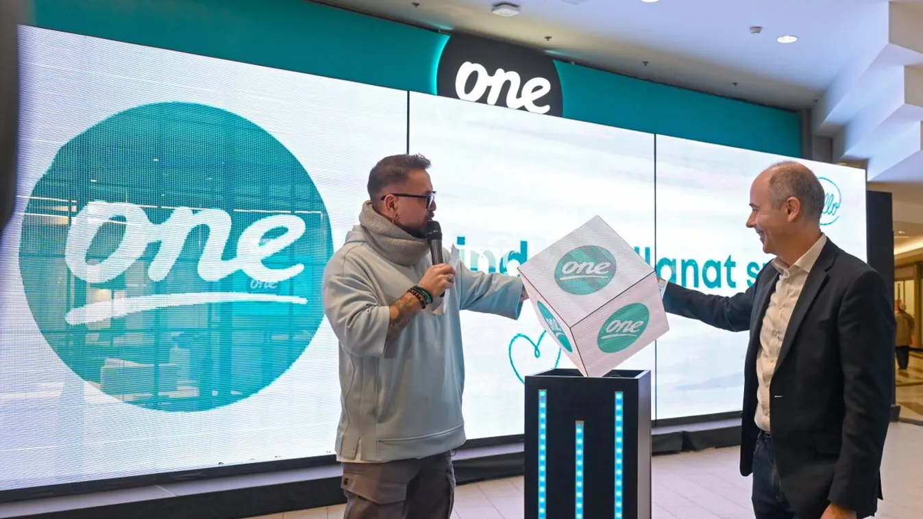 Menczer nekiment Majkának