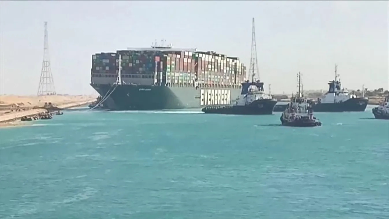 Felborult egy olajfúró hajó a Szuezi-öbölben, többen meghaltak