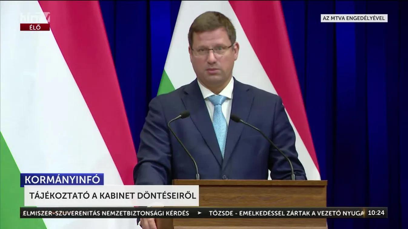 A HírTV kérdései a Kormányinfón