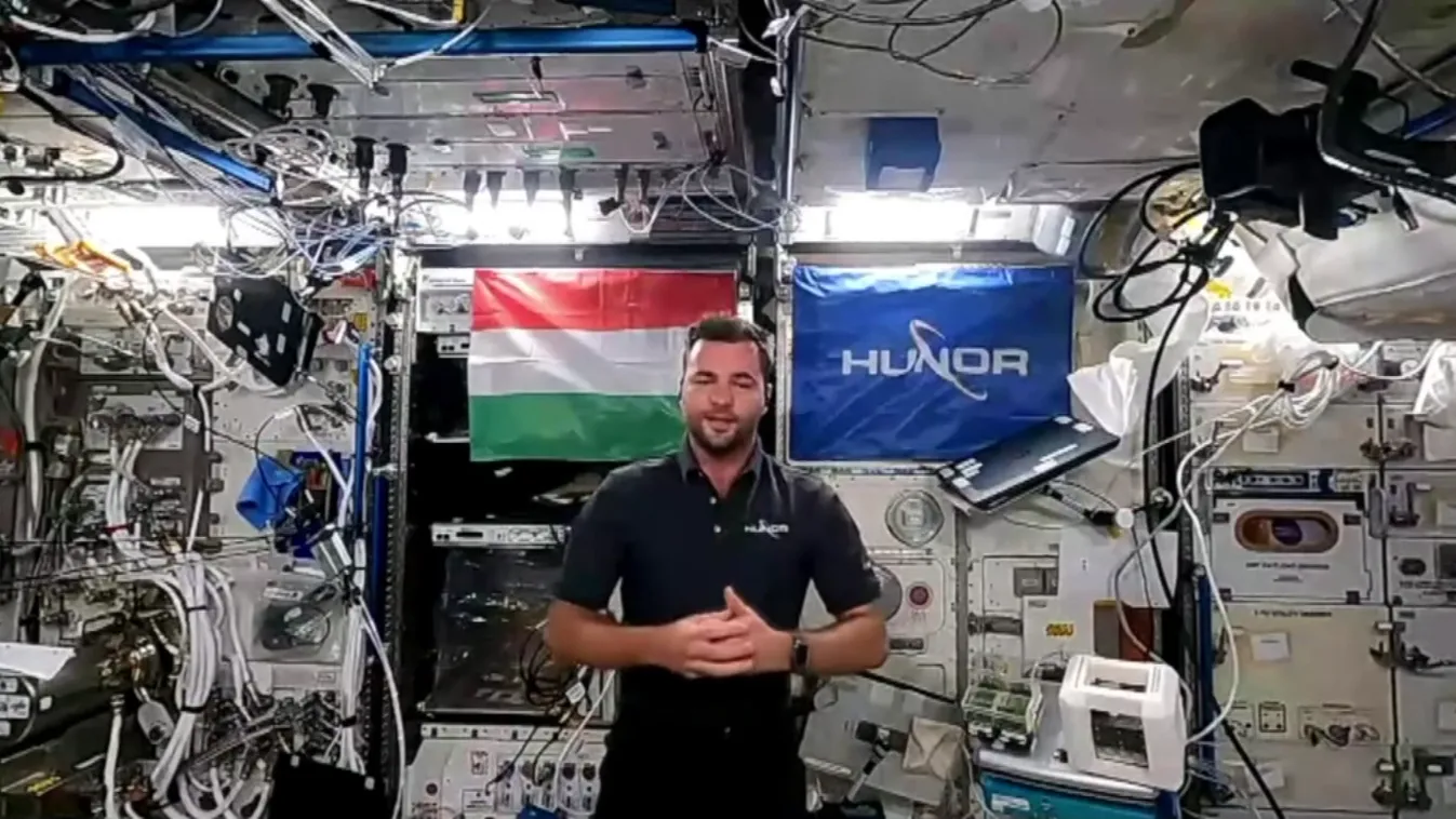 Kapu Tibor egyenesen az világűrből válaszolt a HírTV kérdésére + videó