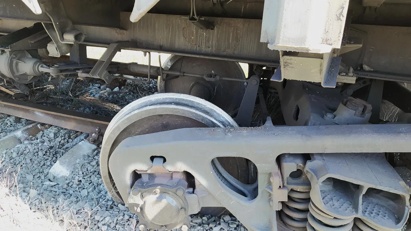 Áldozatokkal járó, súlyos vonatbaleset történt Baden-Württembergben