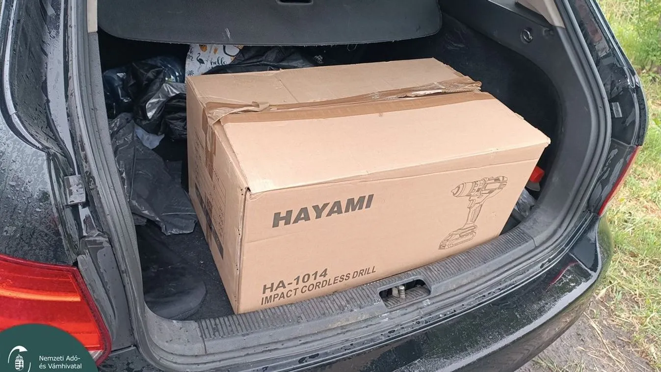 Hamis luxuscikkeket foglaltak le a Liszt Ferenc Nemzetközi Repülőtéren