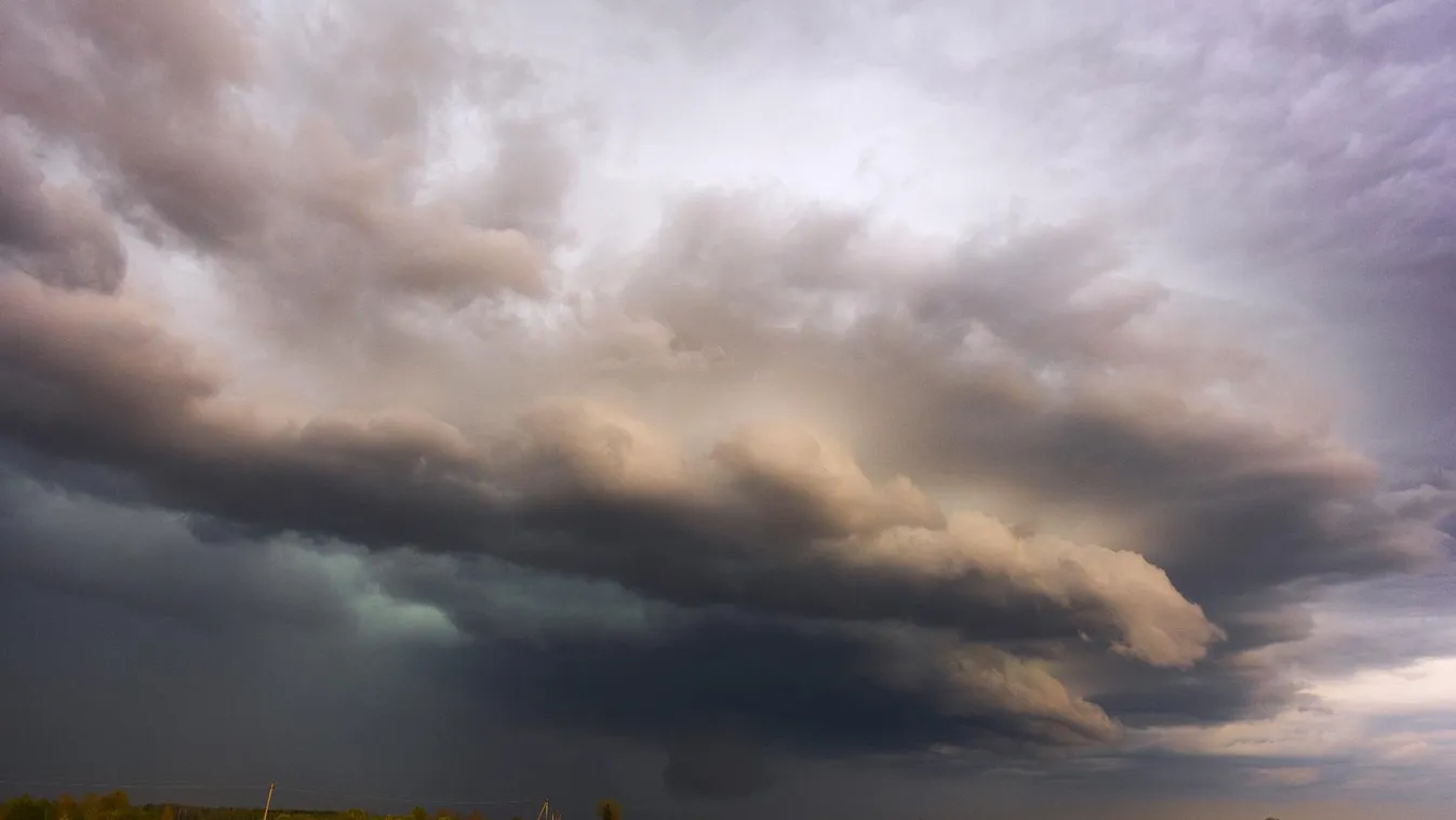 Durva viharokra készülhetünk – az egész országra figyelmeztetést adtak ki csütörtökre