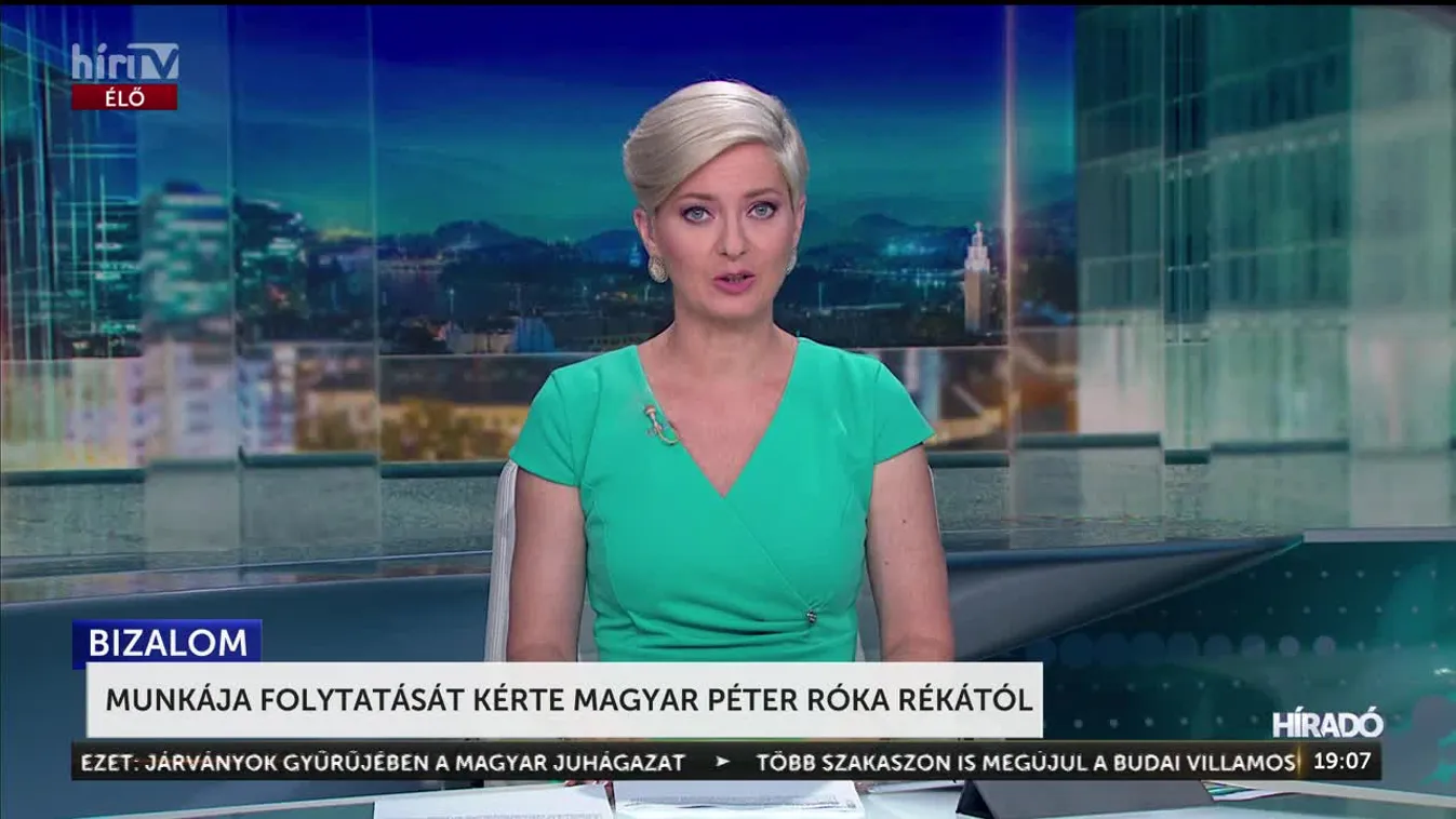 Pornós múltja ellenére továbbra is vezető szerepet tölt be Magyar Péter pártjában Róka Réka