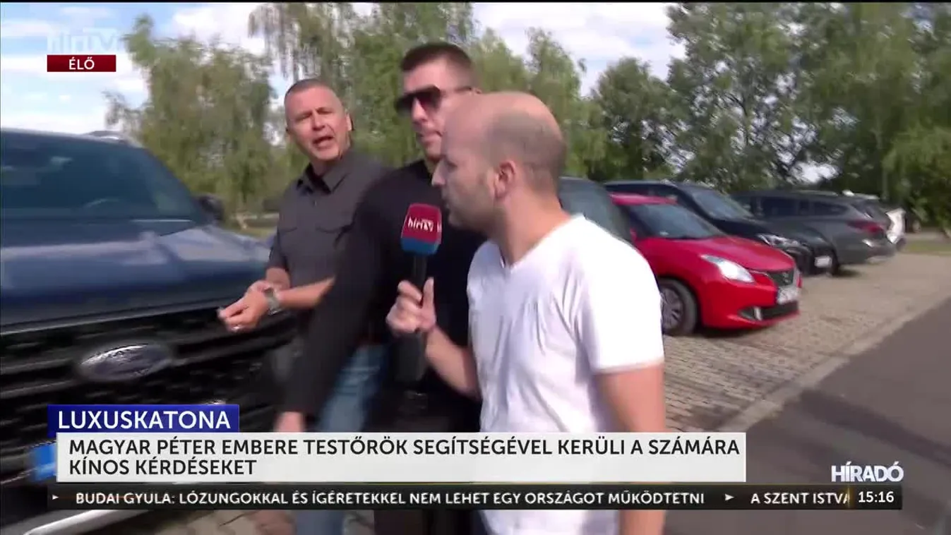 MAGYAR PÉTER EMBERE TESTŐRÖK SEGÍTSÉGÉVEL KERÜLI A SZÁMÁRA KÍNOS KÉRDÉSEKET