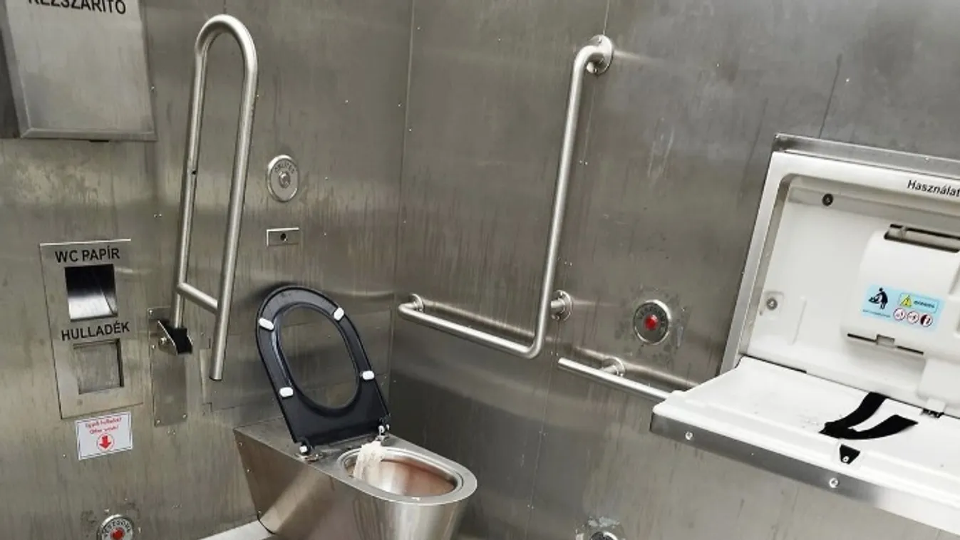 A főváros nyilvános vécéi mocskosak és használhatatlanok + videó