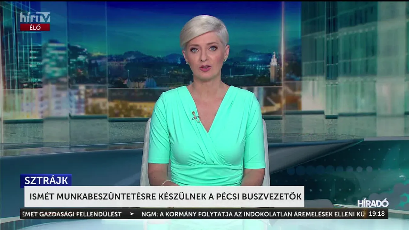 ISMÉT MUNKABESZÜNTETÉSRE KÉSZÜLNEK A PÉCSI BUSZVEZETŐK