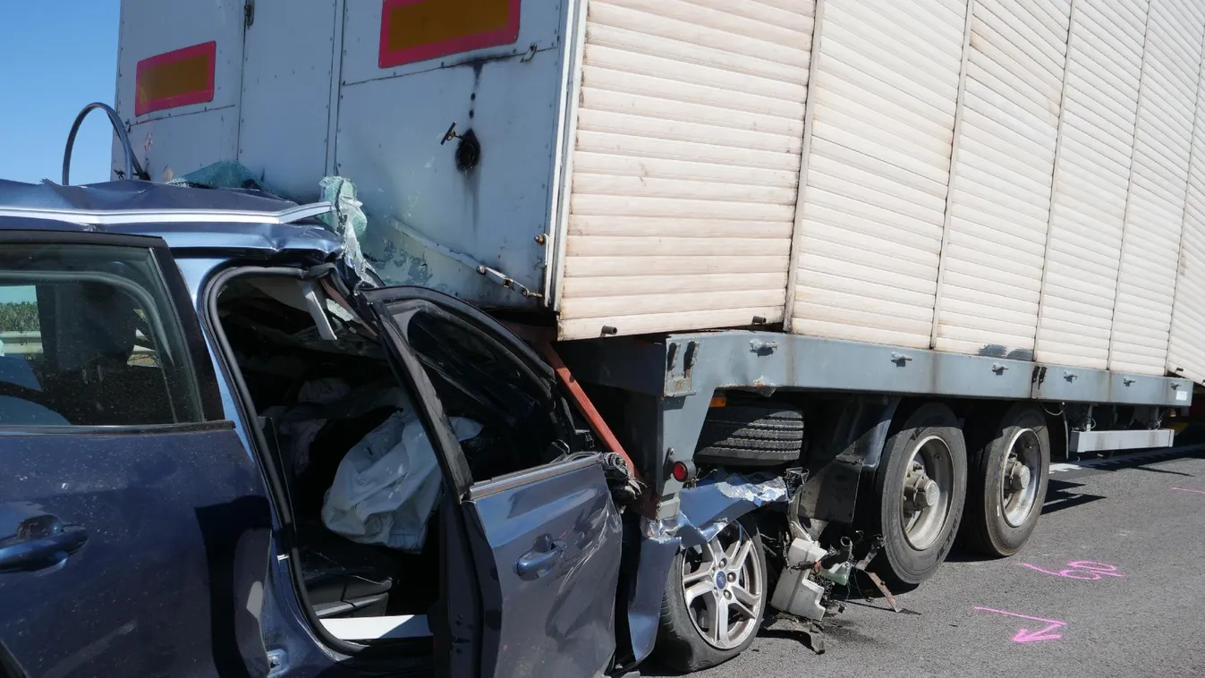 Tragédia történt az M3-as autópályán