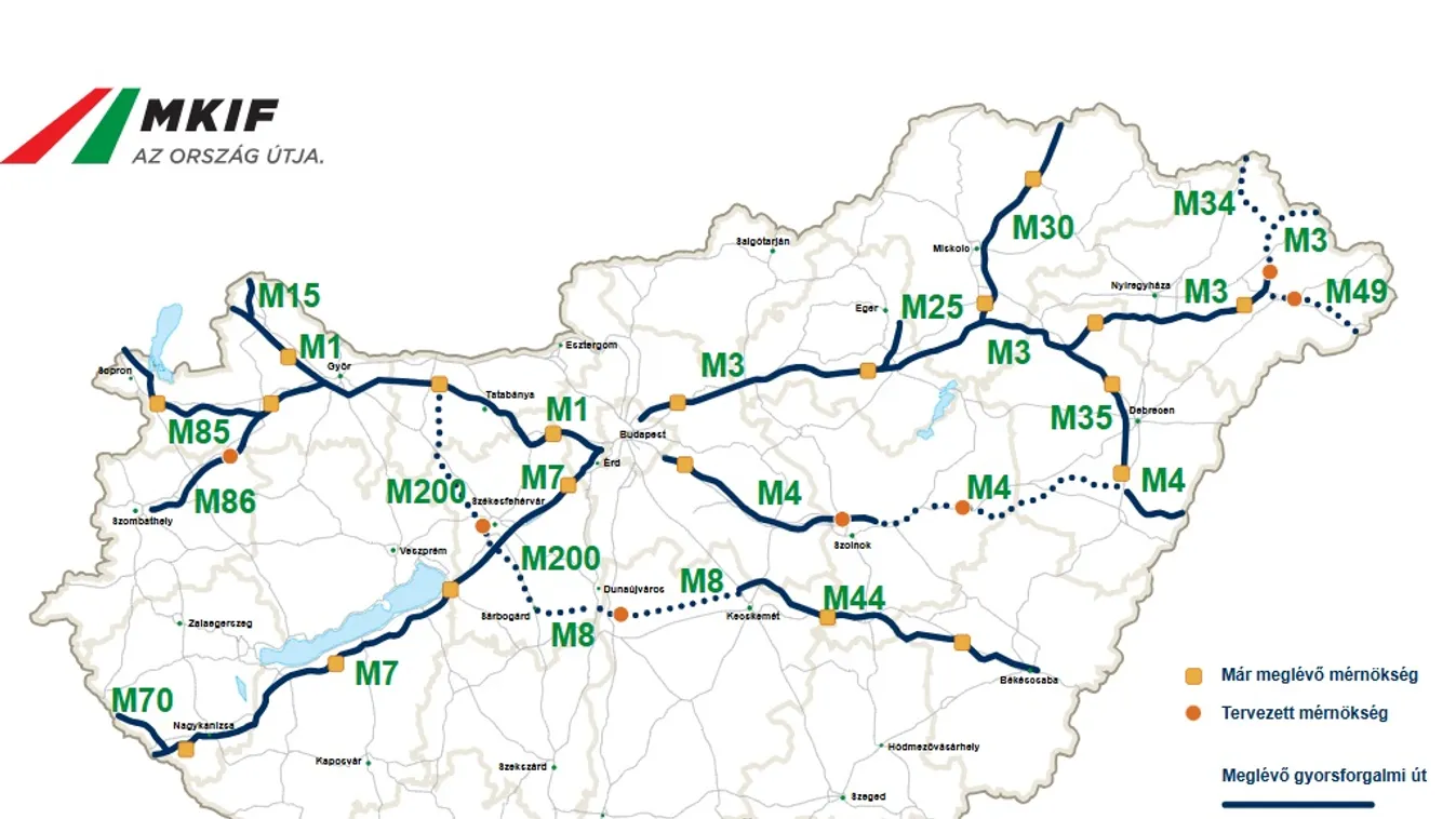 Lázár János szerint az M8-as gyorsforgalmi út megépítése a magyar közlekedésfejlesztés egyik legfontosabb beruházása