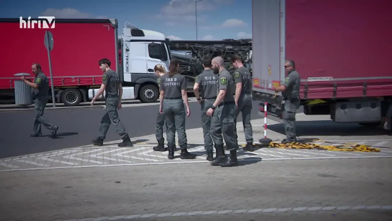 Riasztás - Cigarettacsempészeket fogott a Nemzeti Adó-és Vámhivatal a Riasztás kamerája előtt