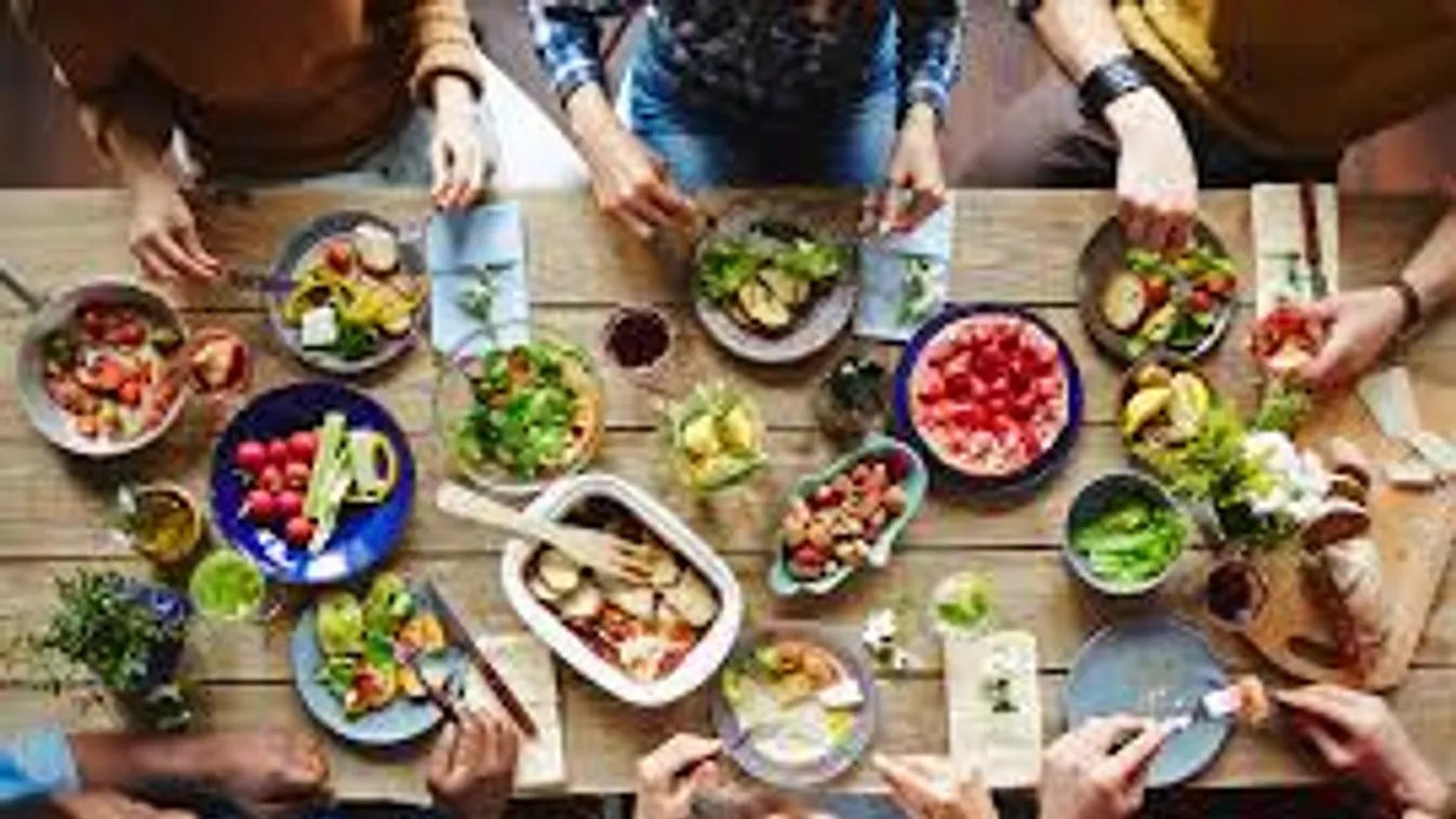 Gasztronómiai előadásokkal és workshopokkal is várja a látogatókat a SVÉT tatai rendezvénye