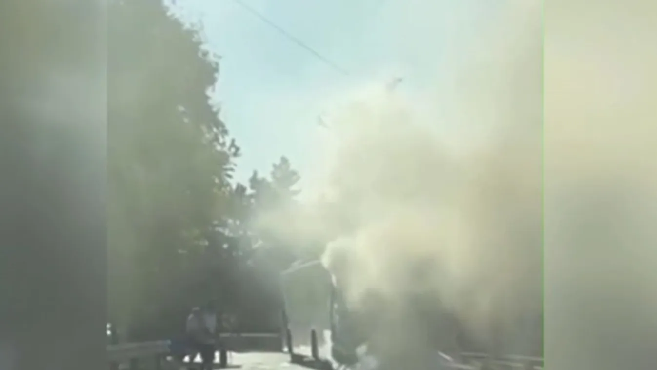 Négy BKV busz gyulladt ki vagy kezdett füstölni Budapesten kevesebb mint egy hét alatt + videó