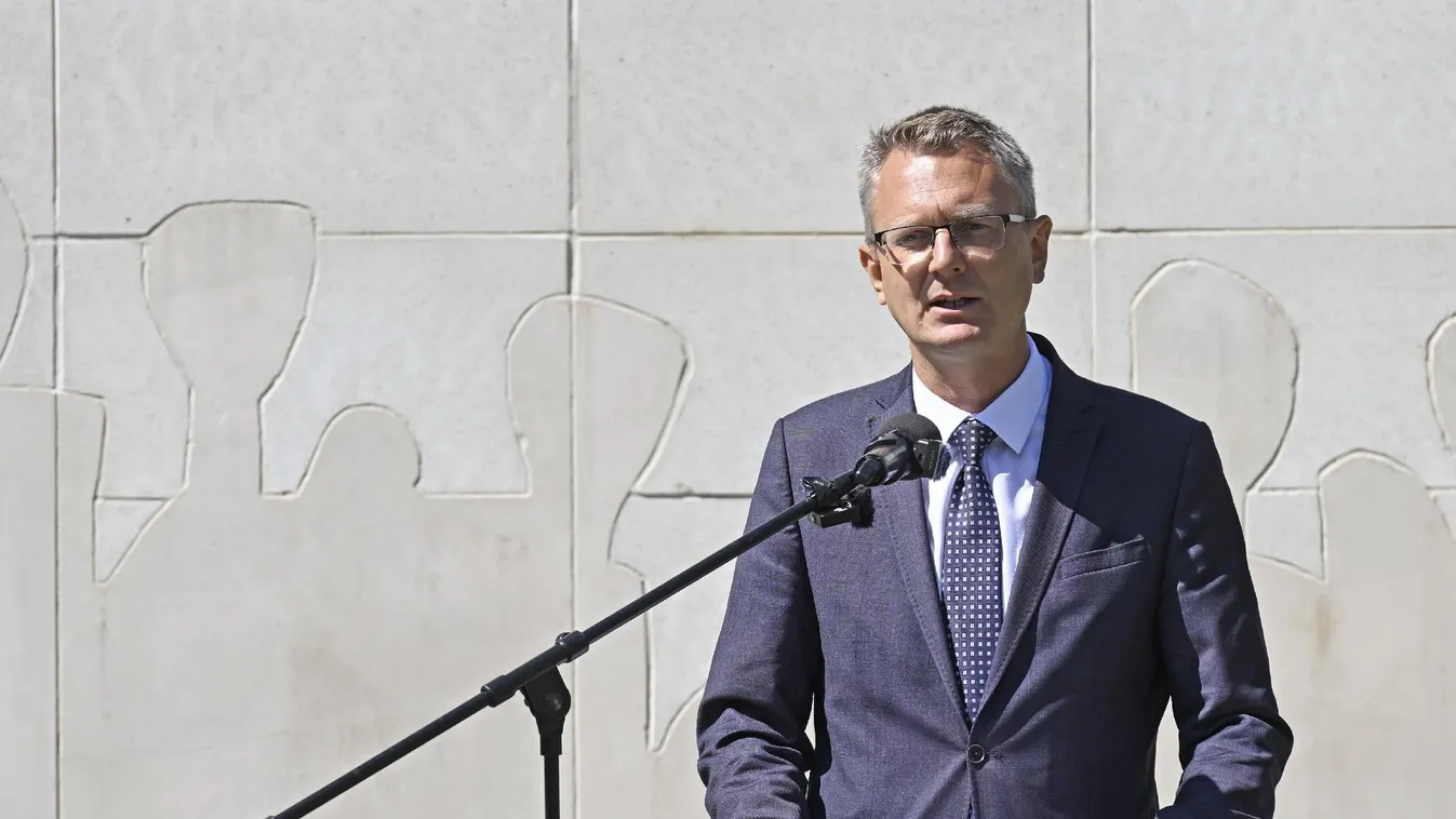 Rétvári Bence kőkemény üzenete: Háború? Magyarország kimarad, PONT!