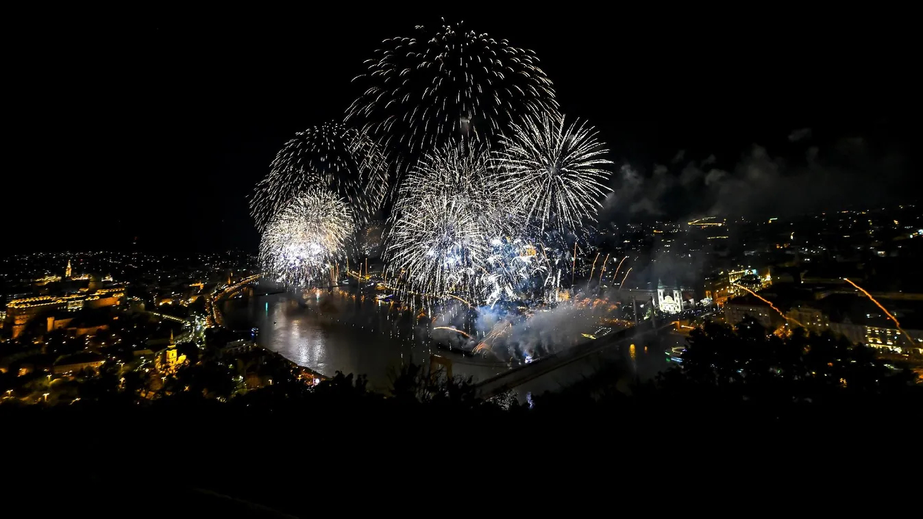 Rendben véget ért Európa legnagyobb tűzijátéka + videó