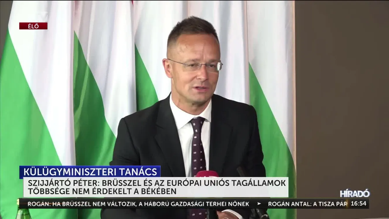 Szijjártó Péter:  Brüsszel és az Európai uniós országok többsége nem érdekelt a béke sikerében