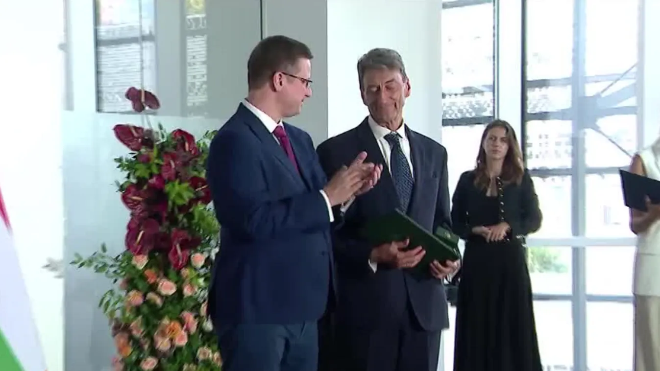 Gulyás Gergely: Az országot az áldozatos teljesítmények működtetik + videó