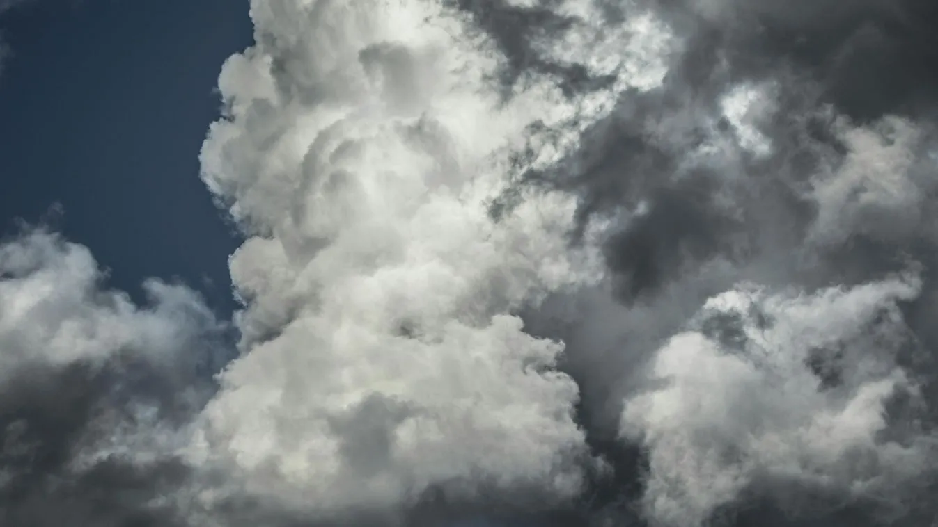 Kedden viharok csapnak le: jégeső is érkezhet