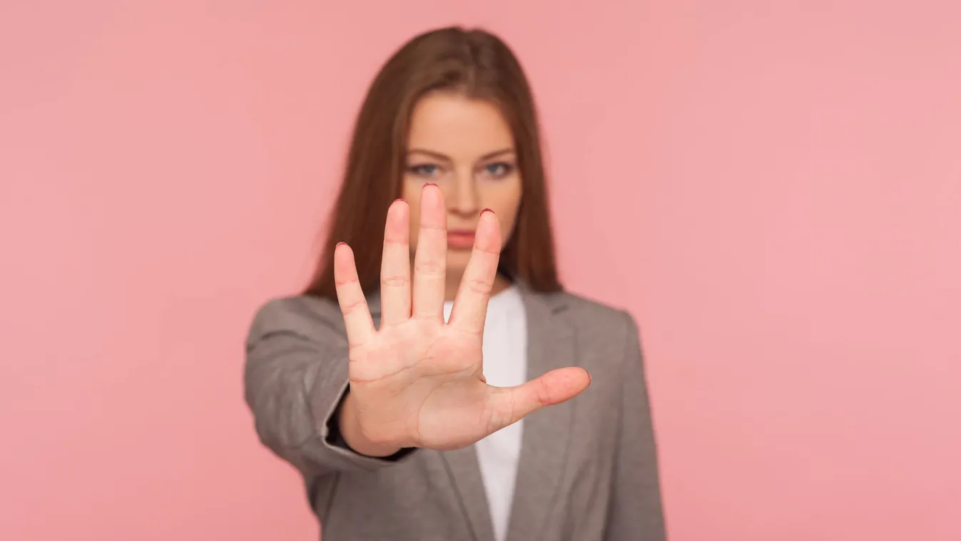 Akasztással fenyegették a közmédia stábját Kötcsén