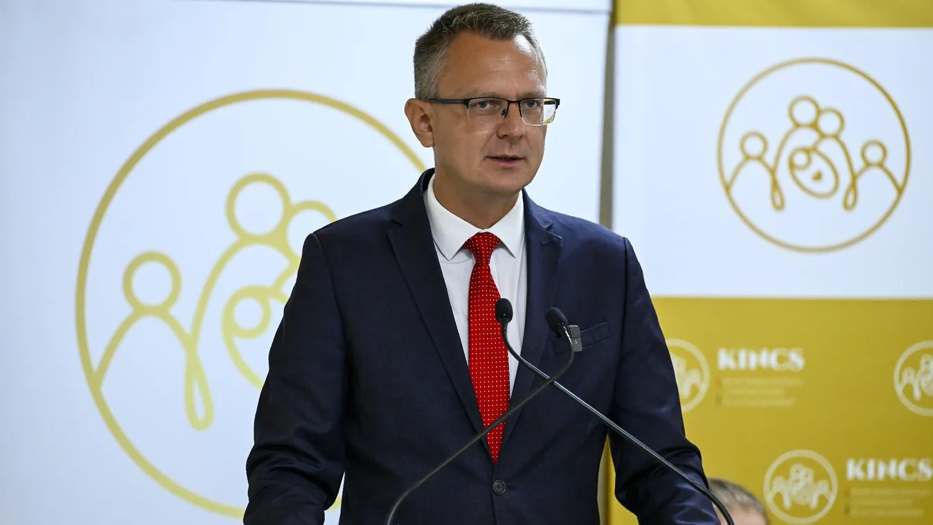 Rétvári Bence keményen odaszól: a Tisza Párt és a Migrációs Paktum elbukik, Magyarország nem lesz bevándorlóország