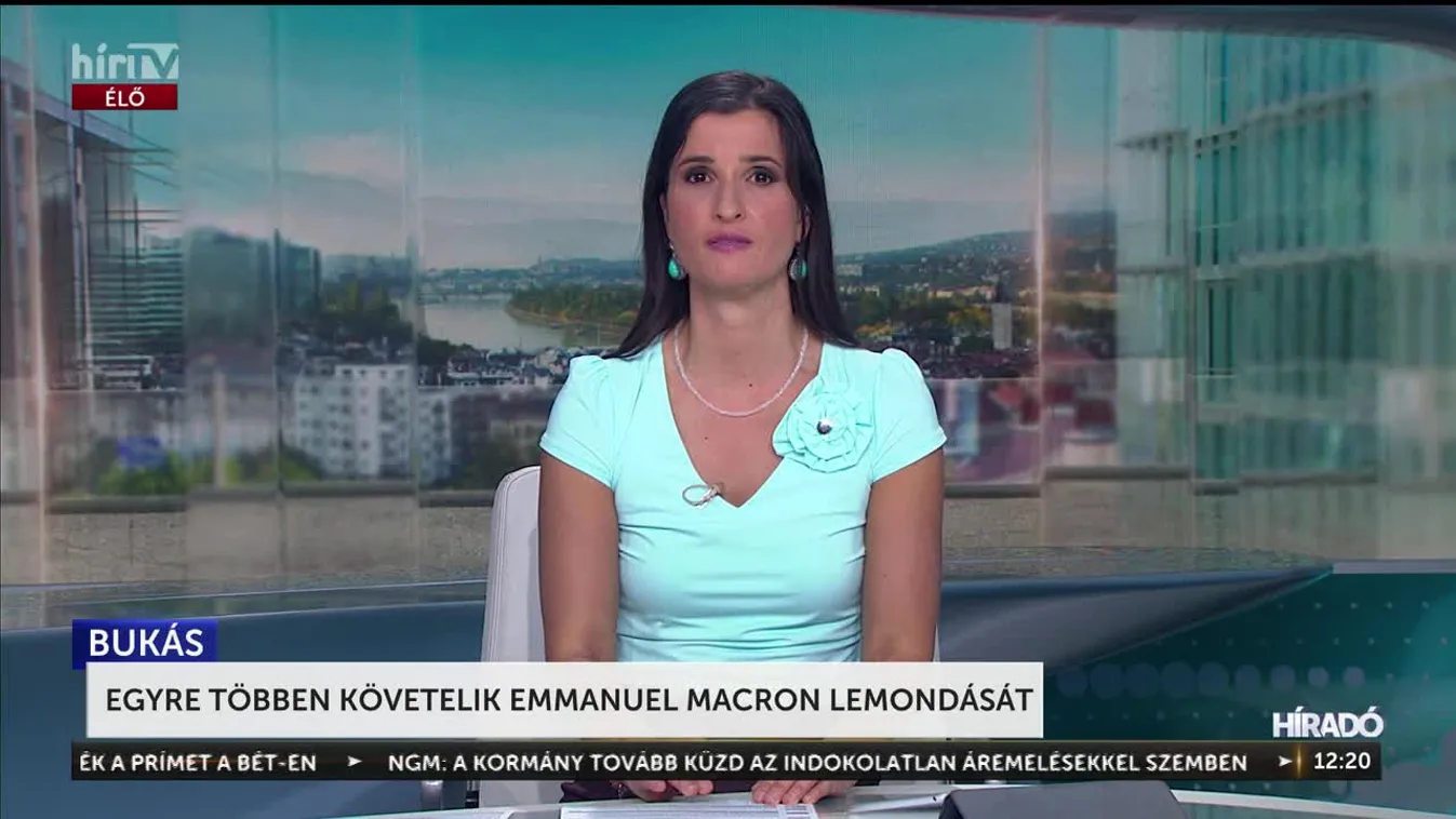 EGYRE TÖBBEN KÖVETELIK EMMANUEL MACRON LEMONDÁSÁT