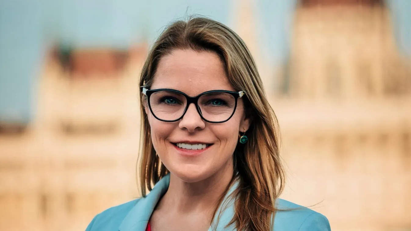 Kisebb óraterhelés, magasabb tudás: Balatoni Katalin szerint a magyar diákok óraszáma az OECD-átlag alatt van