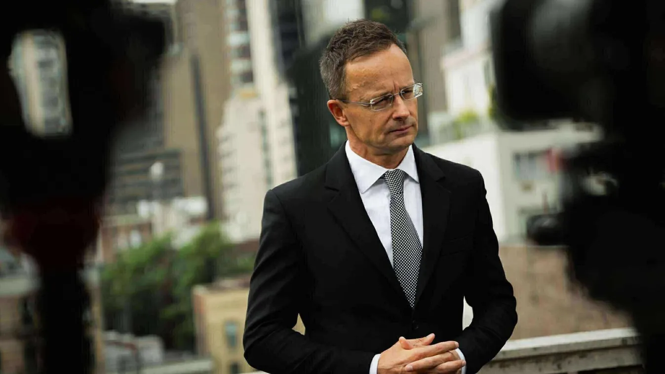 Szijjártó Péter: Magyarország Kormánya megvédi a szuverenitást – Üzenet Ukrajnának és Horvátországnak is