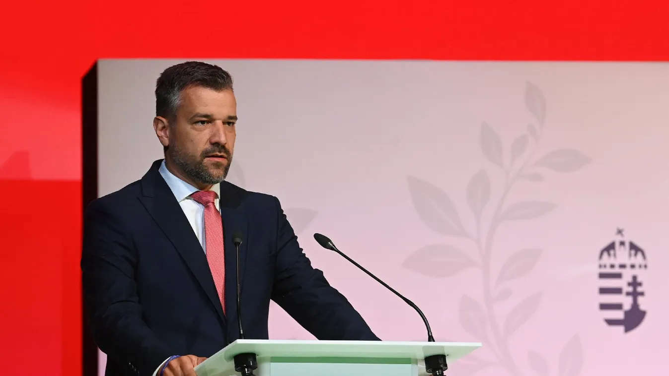 László András a svéd miniszterelnök Orbán Viktort célzó vádaskodására reagált + videó