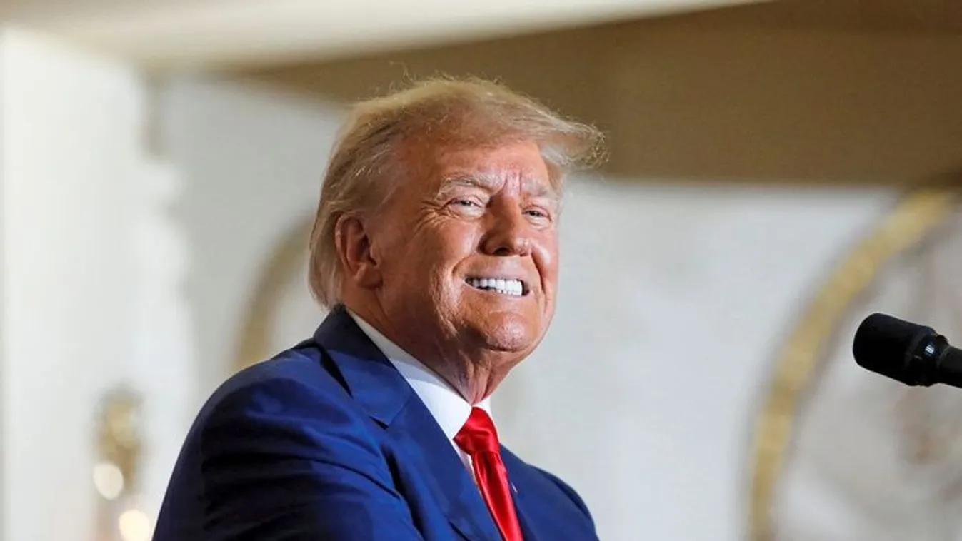 Példátlan látogatásának helyszínére érkezett Donald Trump