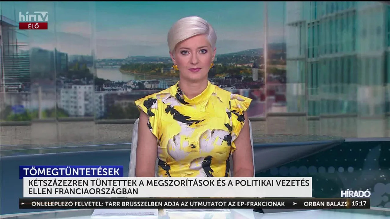 KÉTSZÁZEZREN TÜNTETTEK A MEGSZORÍTÁSOK ÉS A POLITIKAI VEZETÉS ELLEN FRANCIAORSZÁGBAN