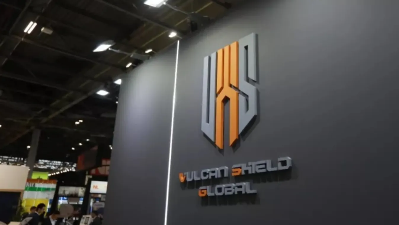 Nem külföldi importmunkások dolgoznak majd a 2033-ig létrehozni tervezett három békéscsabai gyárban