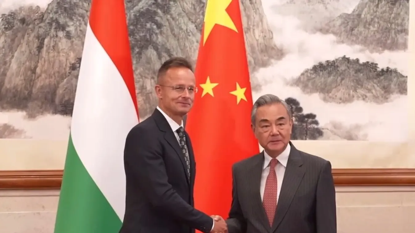 Szijjártó szerint Magyarország és Kína a kétoldalú együttműködés rekordidőszakát éli   + videó