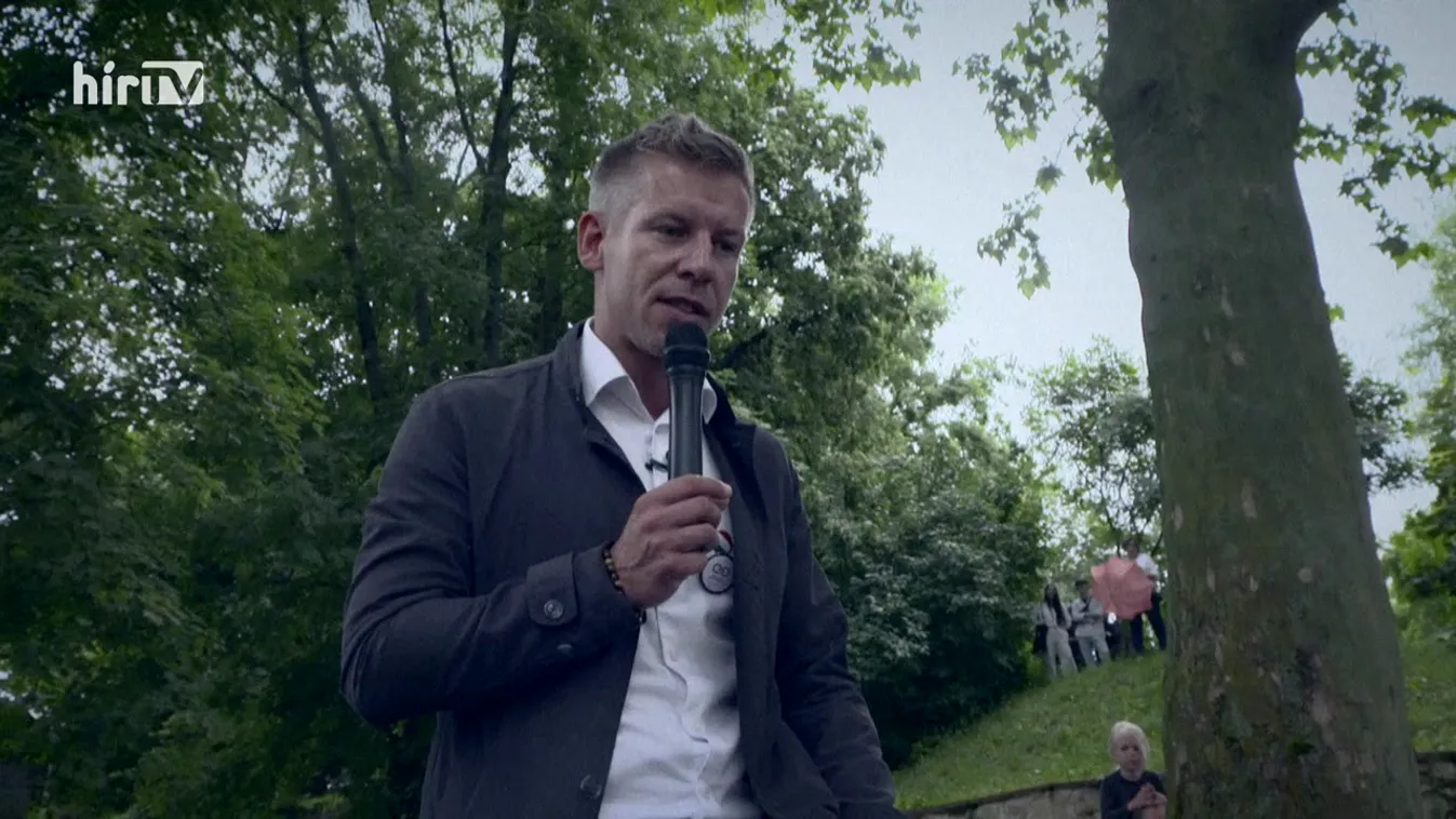 20 százalékos előnyről szóló kamukutatással kábítja a híveit Magyar Péter