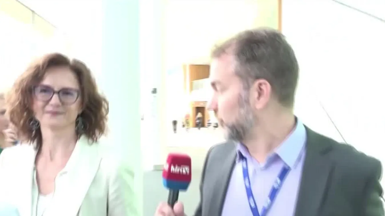 Egy kaptafára: Minden kérdésre ugyanaz a válasza a tiszás Gerzsenyi Gabriellának + videó