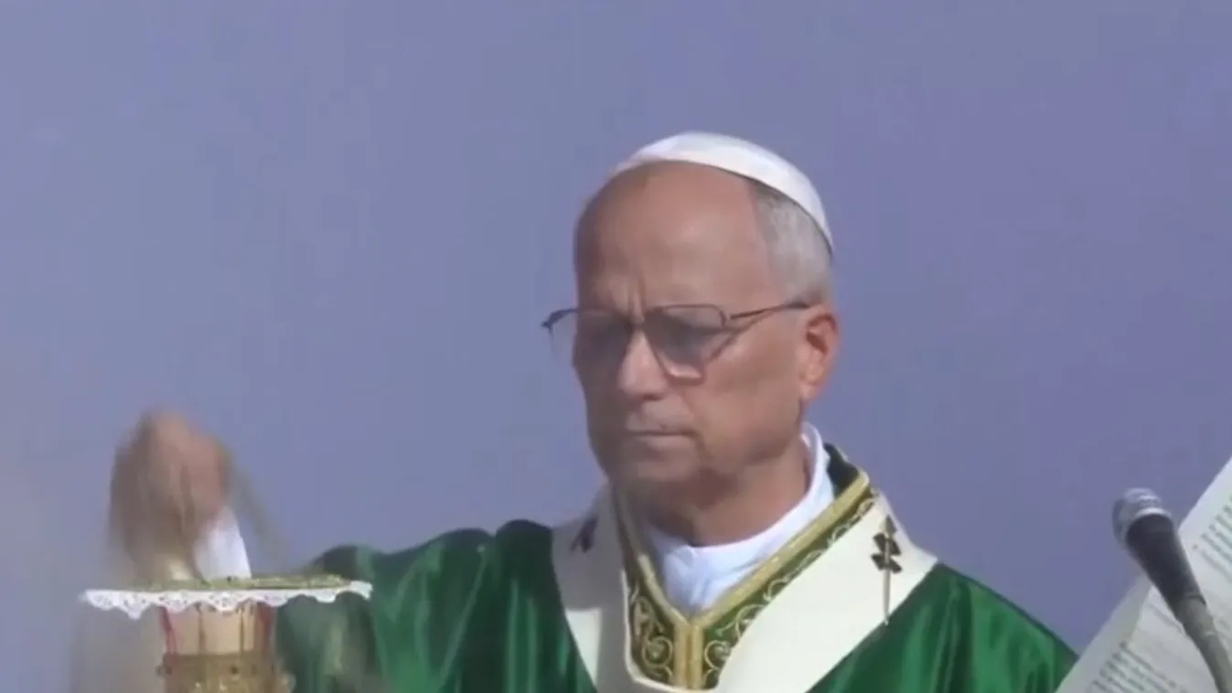 Videóüzenetben mondott köszönetet a pápa Lampedusának a menekültekért tett erőfeszítéseiért  + videó