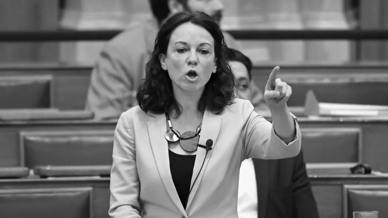 Megcsúszott a kuplung fejben: Szabó Tímea gyűlöletcunamival vádolja a Fideszt, de vajon ki a kém?