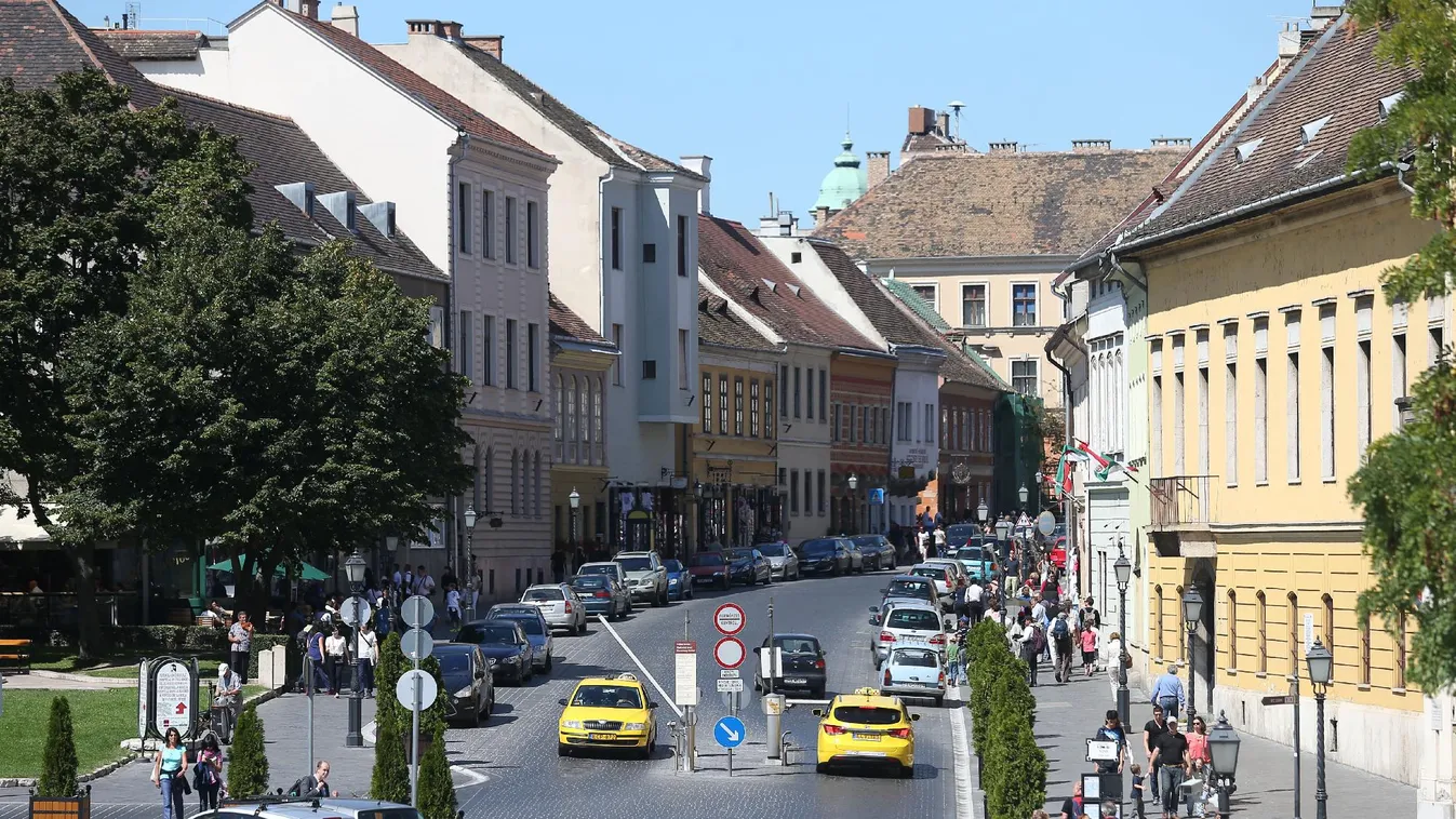 Tűz pusztított a budai Várban