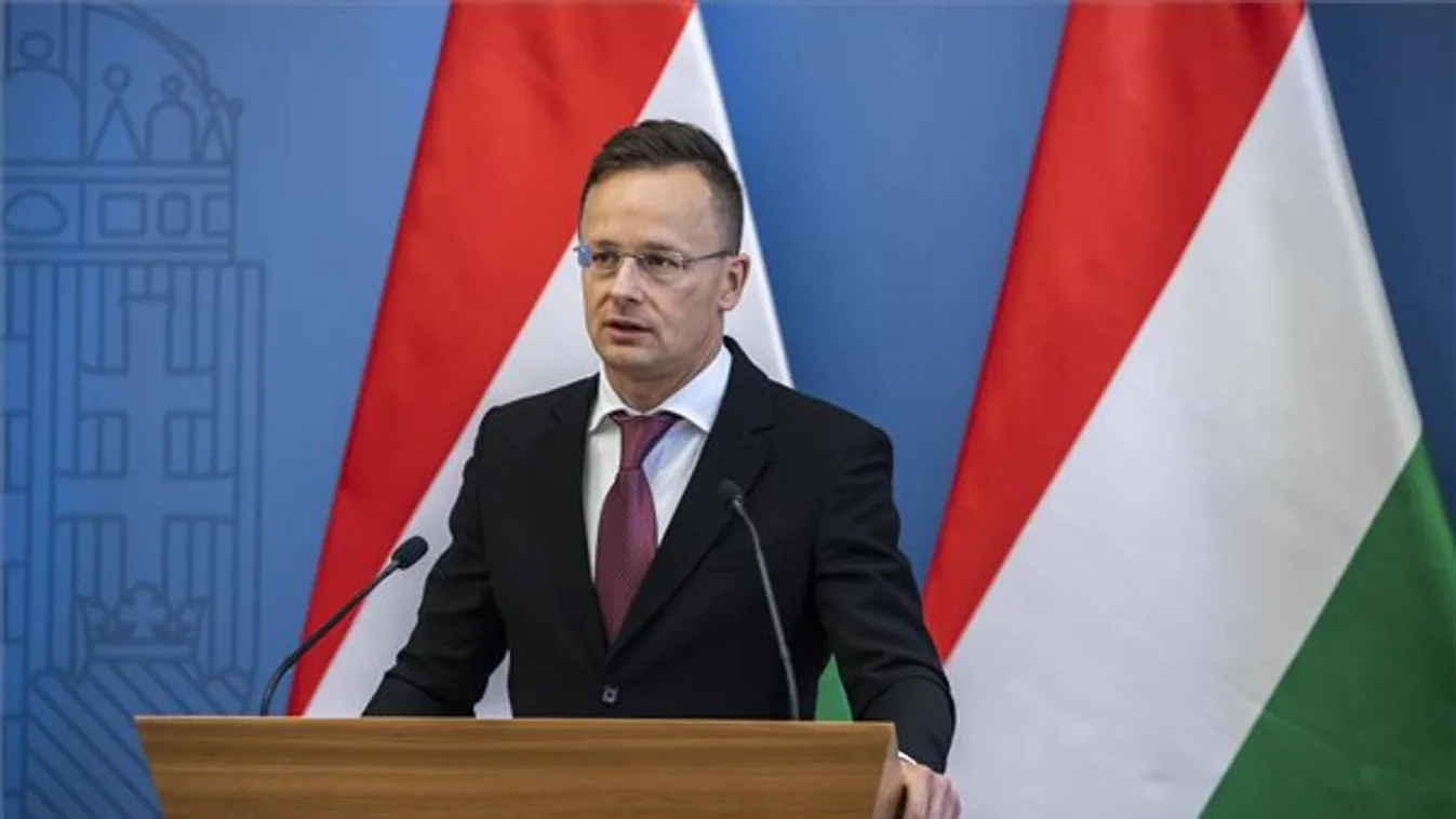 Szijjártó: A kormány megvédi a munkahelyeket