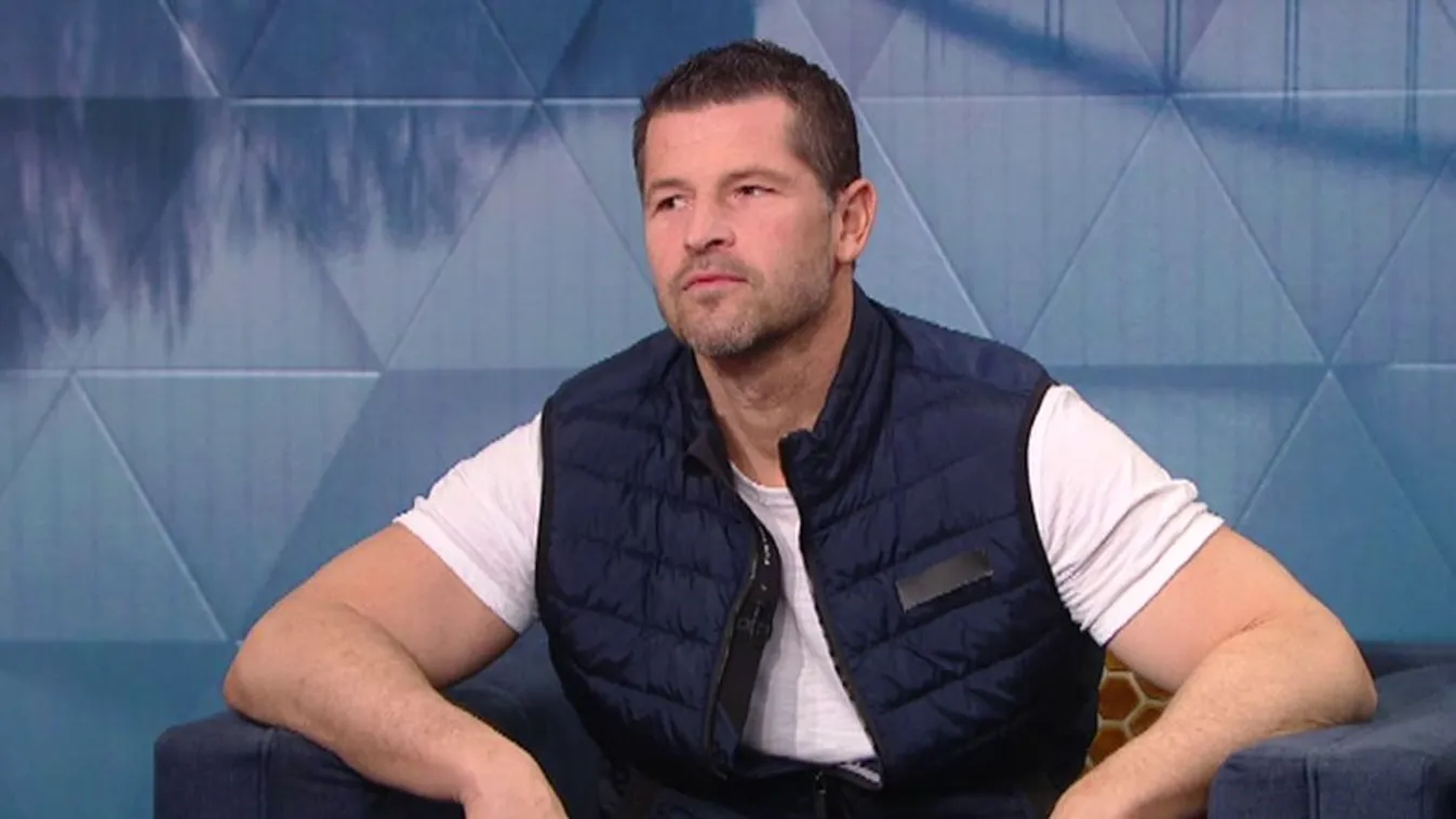 Mozaik - Menekülteknek adományozott Szentgyörgyi Rómeó