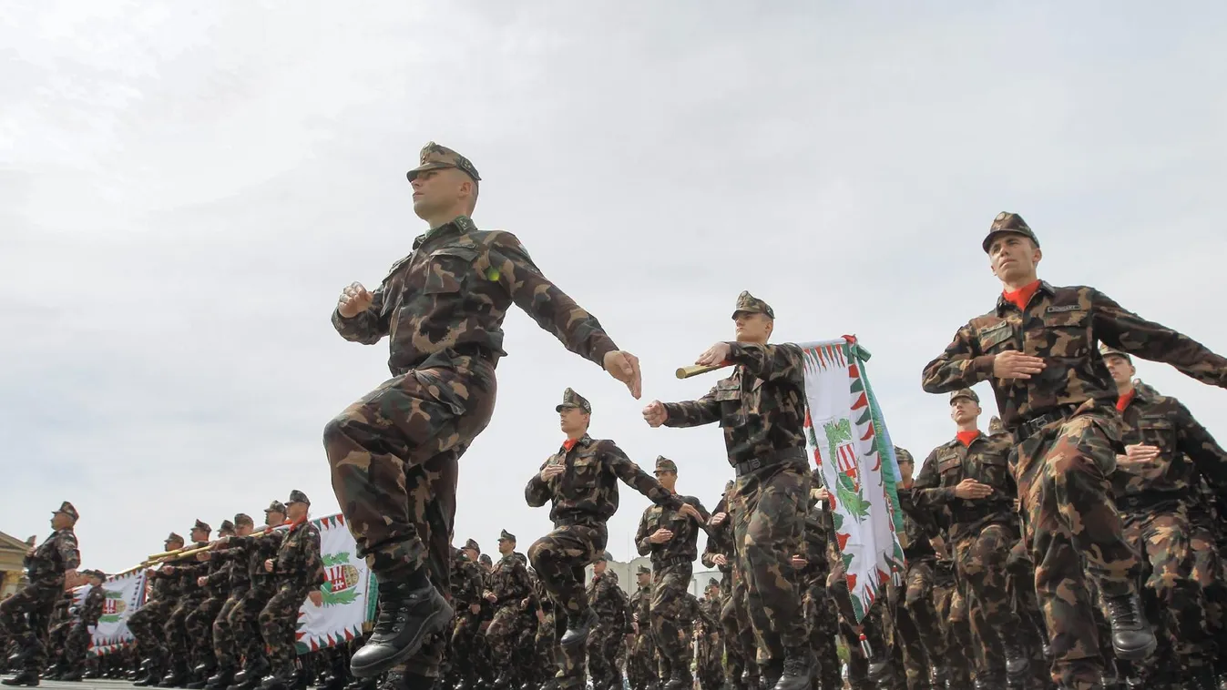 Őrült toborzásba kezd a honvédség