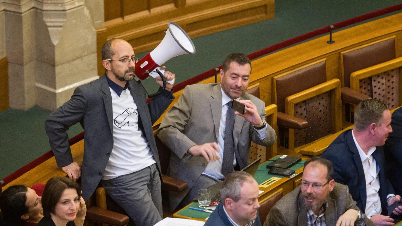 Az LMP frakciójába ülhet be Szabó Szabolcs