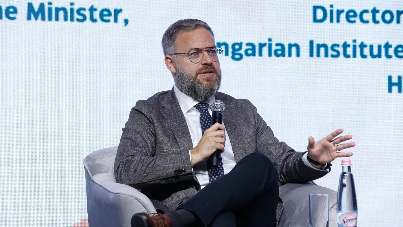 Orbán Balázs: Európának nem Ukrajnán keresztül kellene megvédenie magát