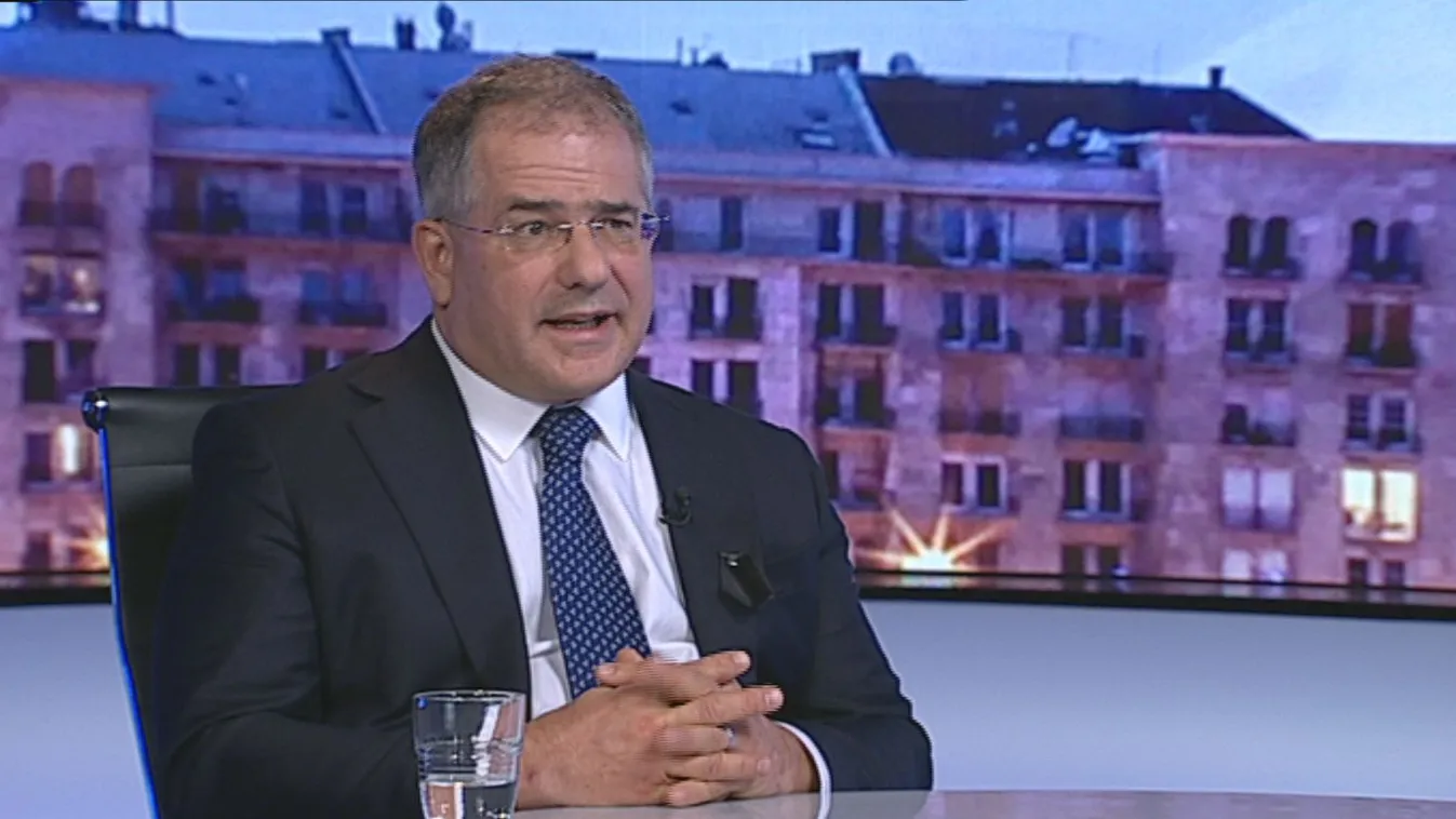 Kósa Lajos: Nem lesz 48 órás munkahét, szombati munkavégzés