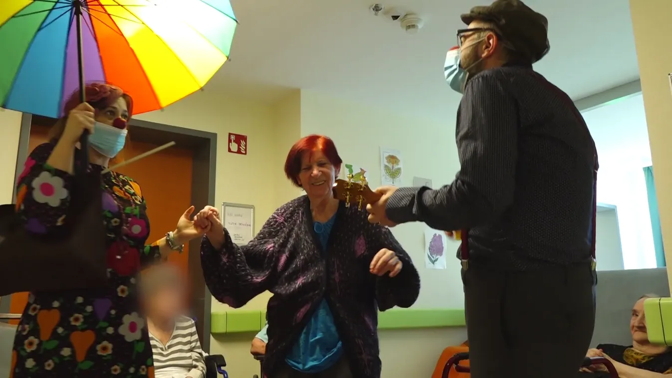 Radar - Piros Orr bohócdoktorok az idősotthonban