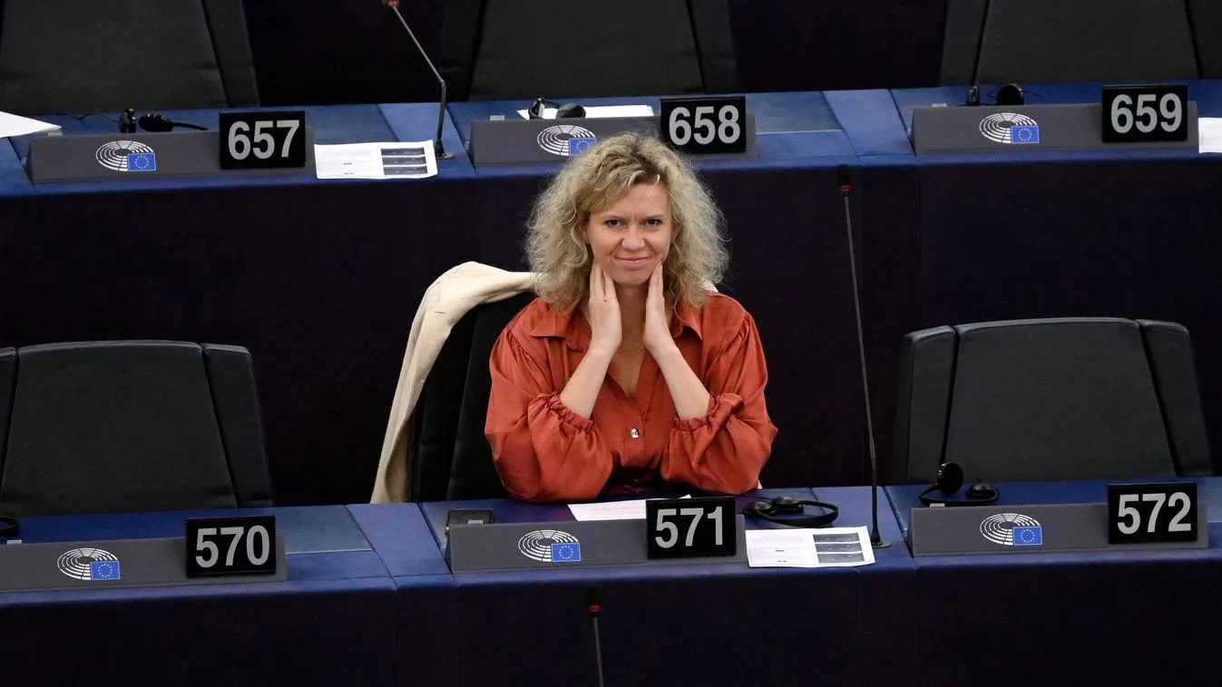 A vonatokat is lassítja a Tisza és Brüsszel paktuma