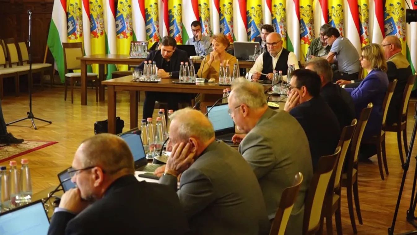 Elsőként Kaposvár fogadta el a békepárti határozatot